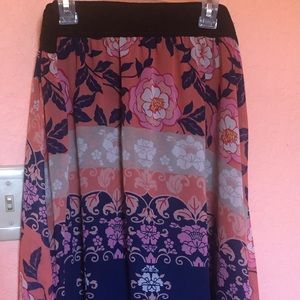 👑Lularoe Lola skirt👑